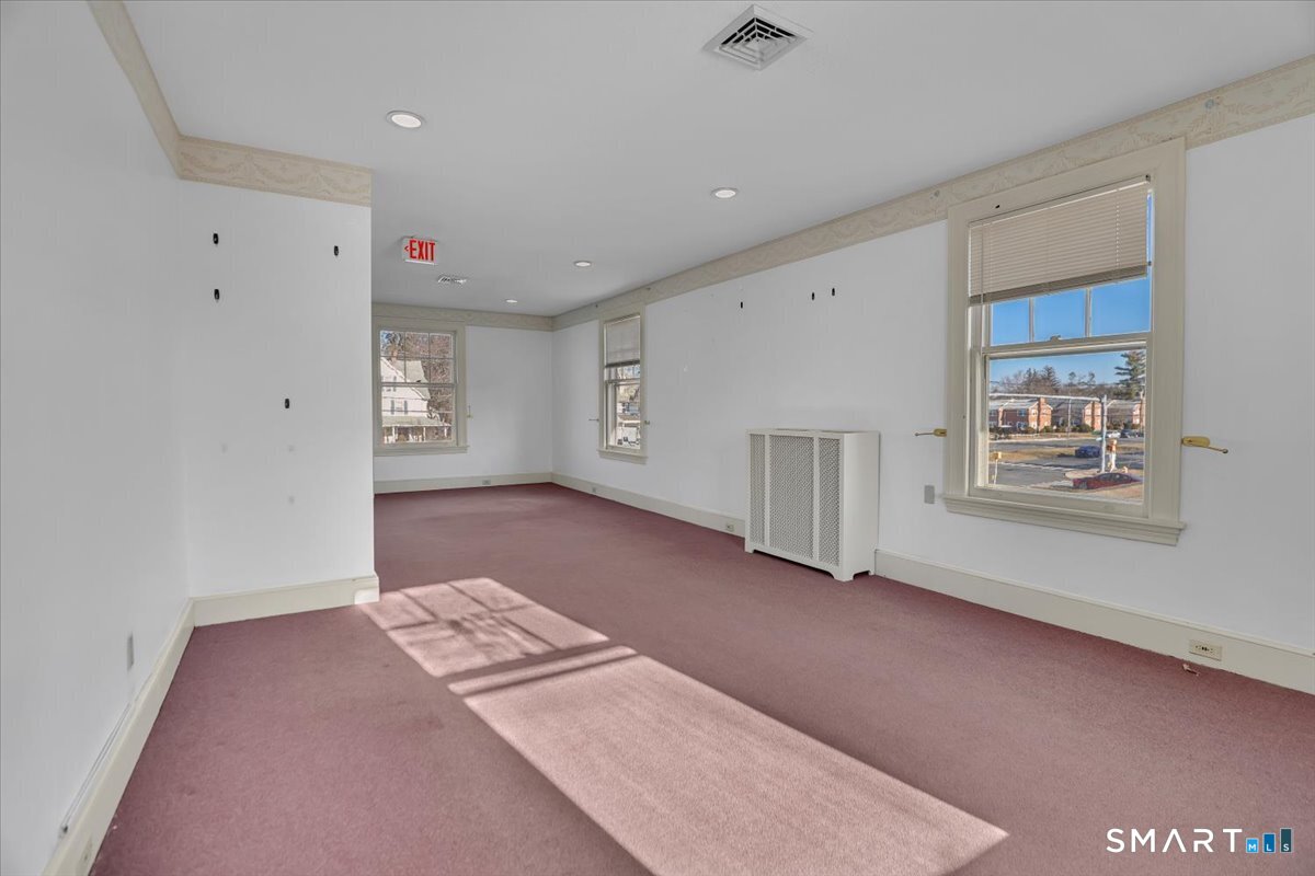 142 East Center Street Manchester CT 06040