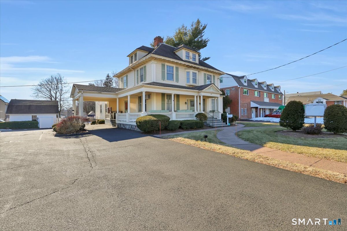 142 East Center Street Manchester CT 06040