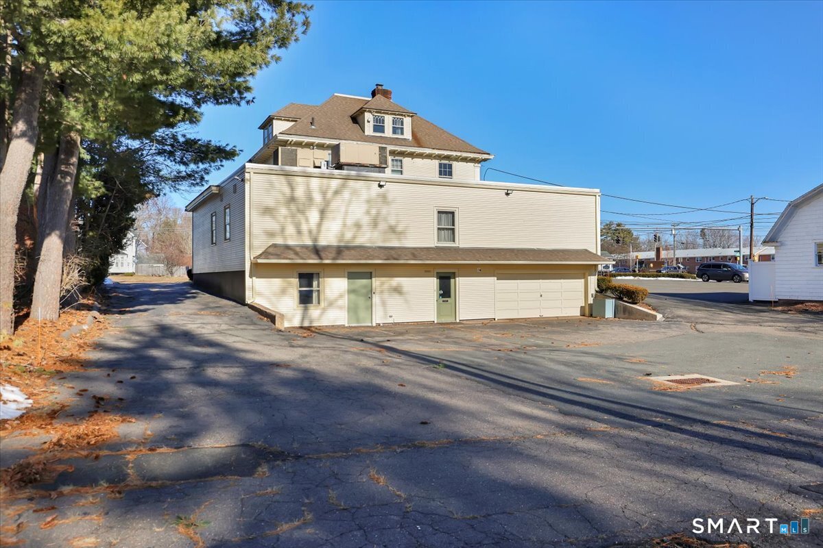 142 East Center Street Manchester CT 06040