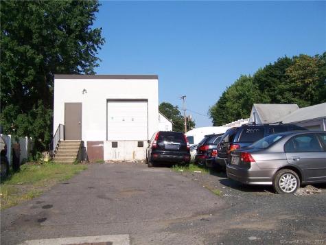 28 Highland Street East Hartford CT 06108