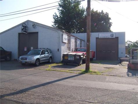 28 Highland Street East Hartford CT 06108