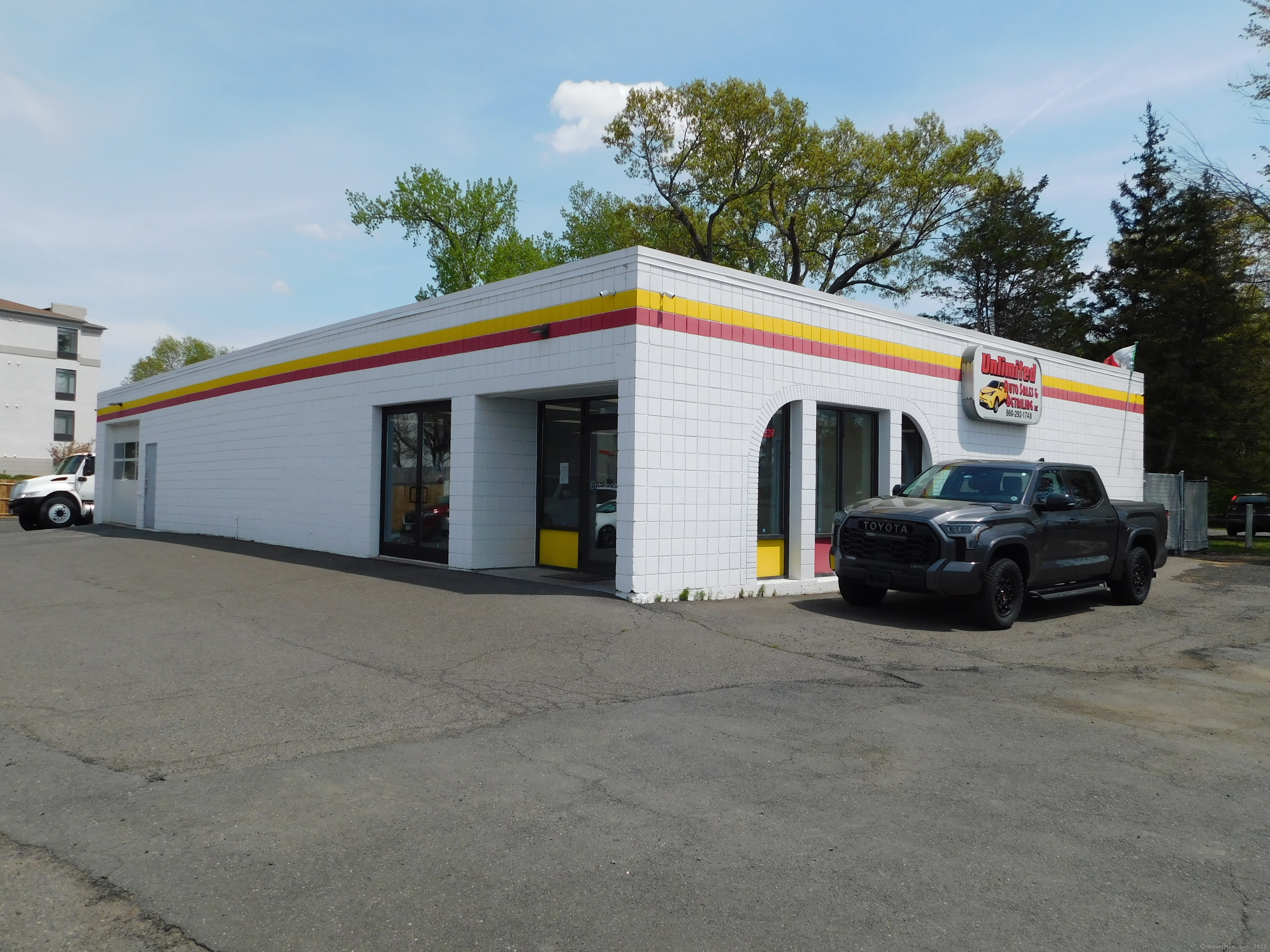 592 Elm Street Windsor Locks CT 06096