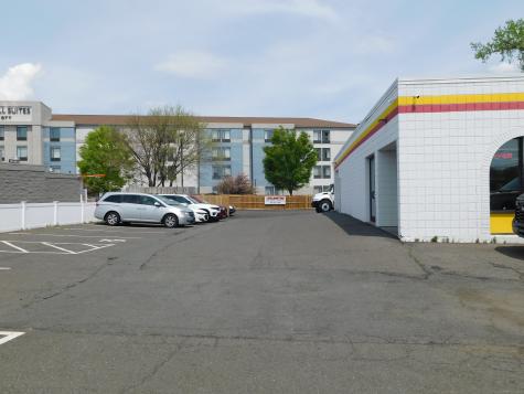 592 Elm Street Windsor Locks CT 06096