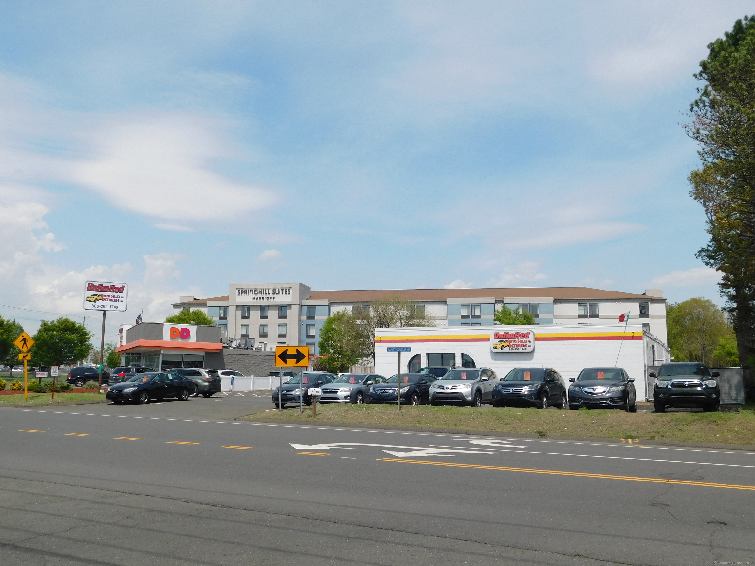 592 Elm Street Windsor Locks CT 06096