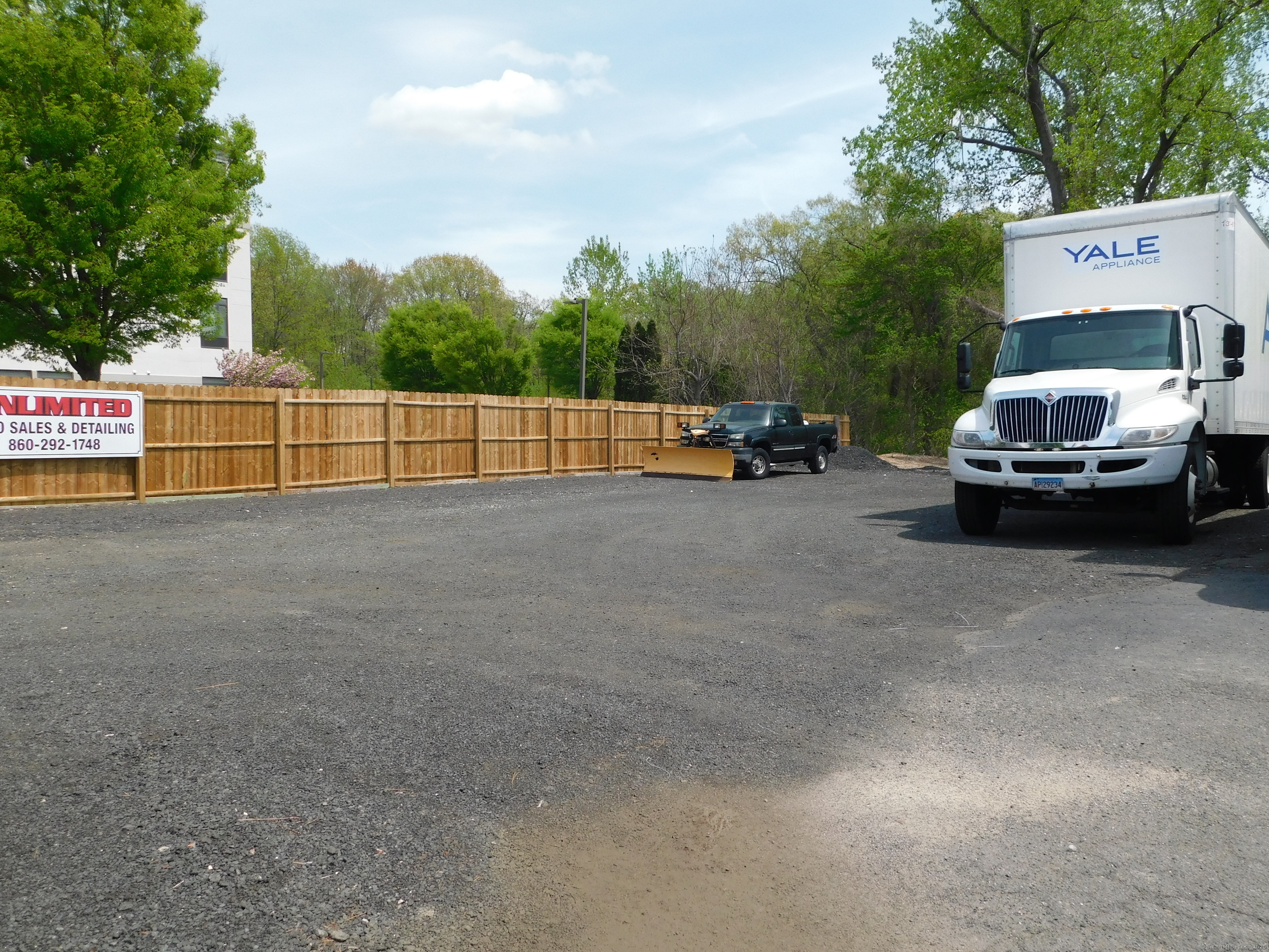 592 Elm Street Windsor Locks CT 06096