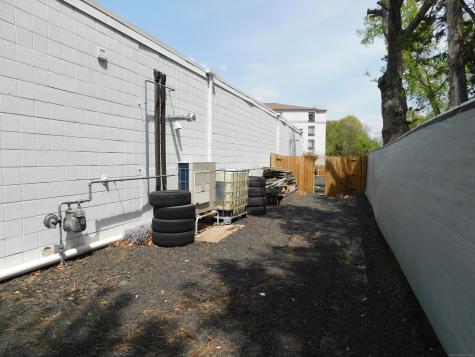 592 Elm Street Windsor Locks CT 06096