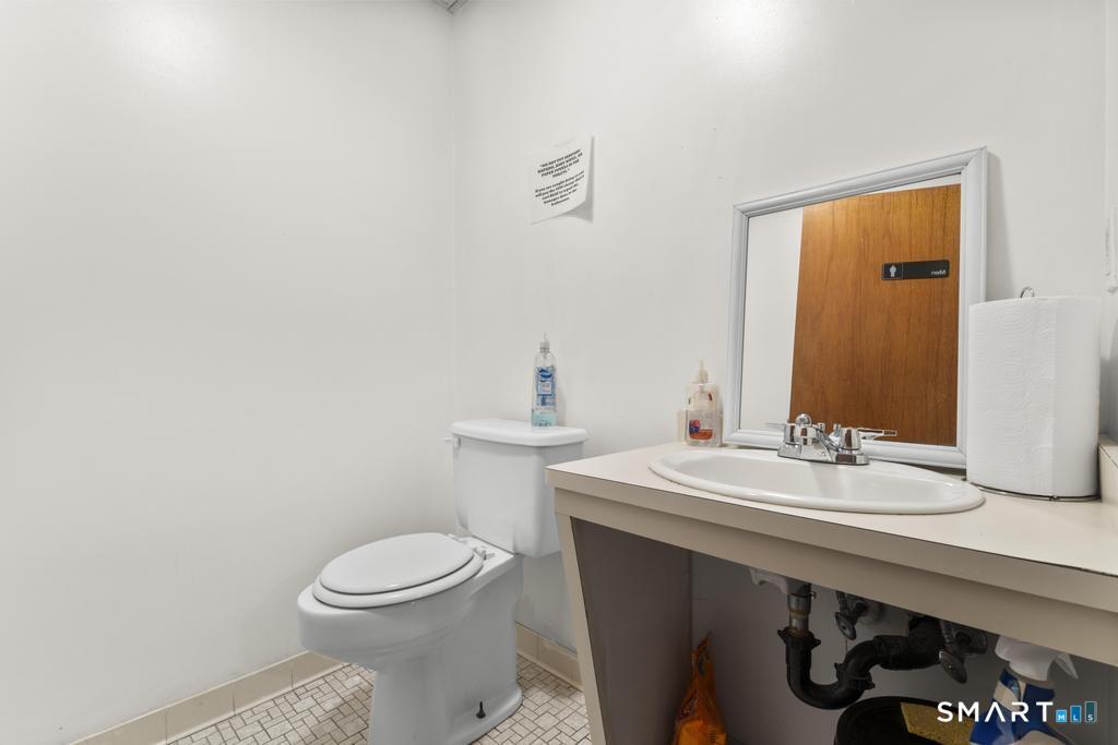 2325 East Main Street Bridgeport CT 06610