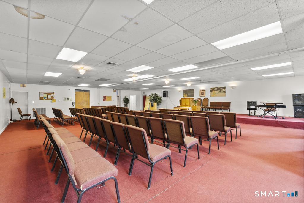 2325 East Main Street Bridgeport CT 06610