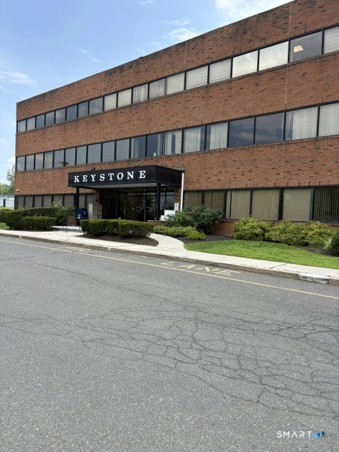 85 Barnes Road Wallingford CT 06492