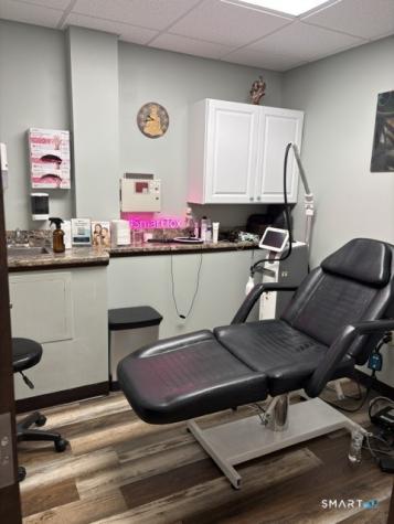 85 Barnes Road Wallingford CT 06492