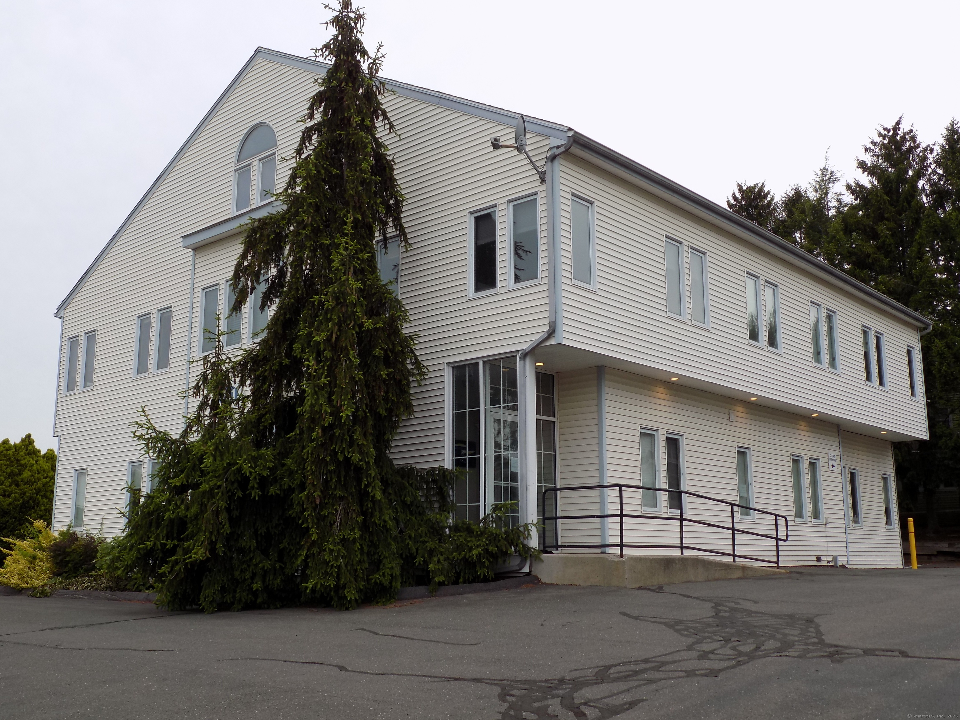 751 Farmington Avenue Bristol CT 06010