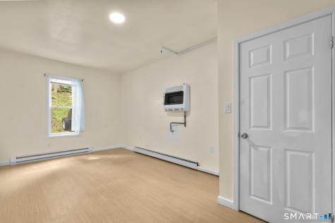 170 Meriden Road Waterbury CT 06705