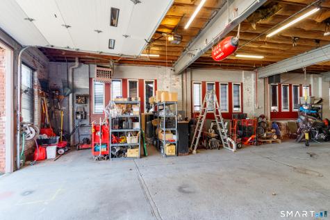 468 Blohm Street West Haven CT 06516