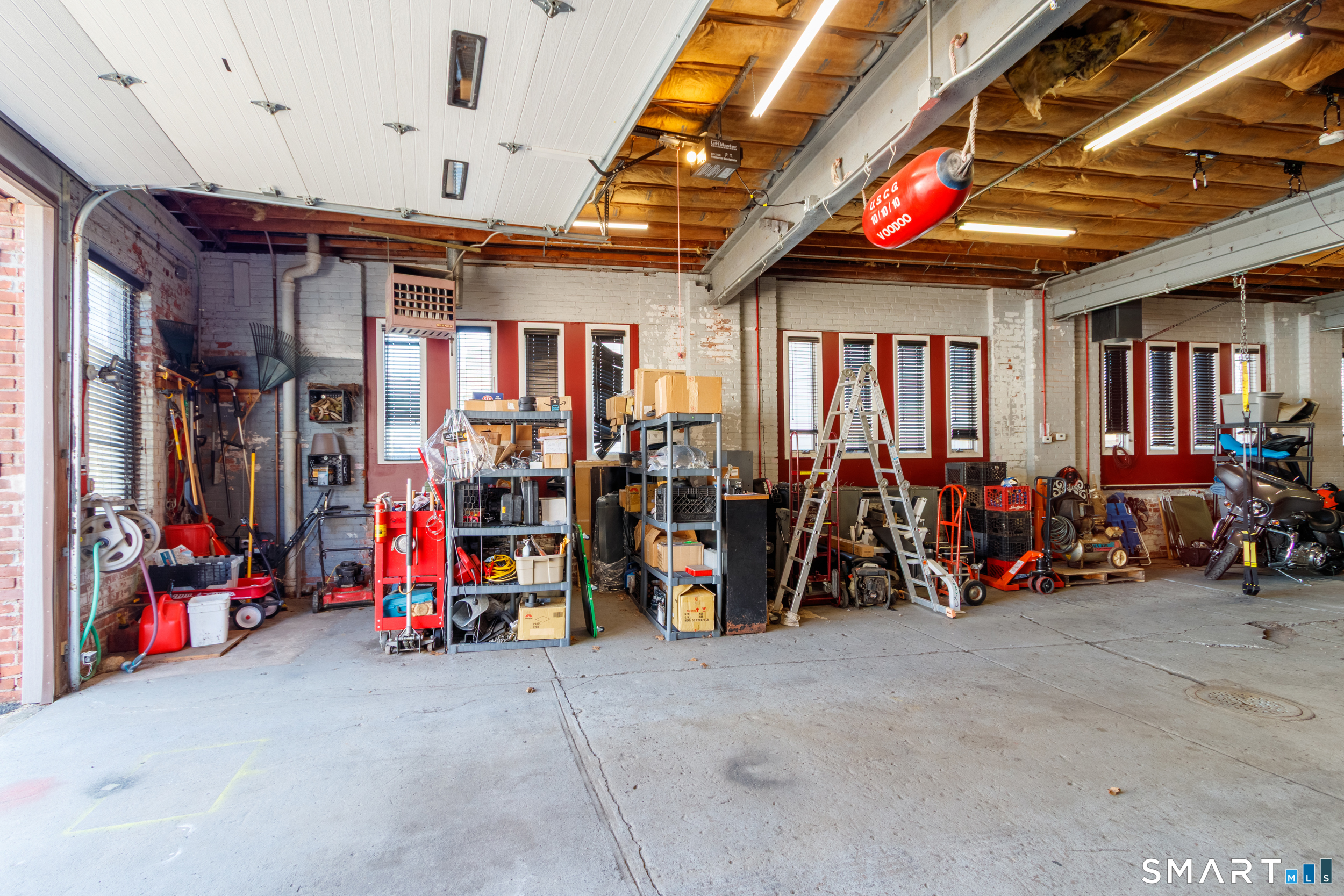 468 Blohm Street West Haven CT 06516