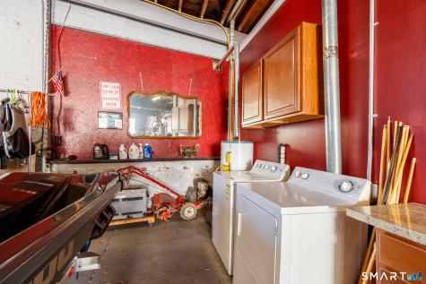 468 Blohm Street West Haven CT 06516