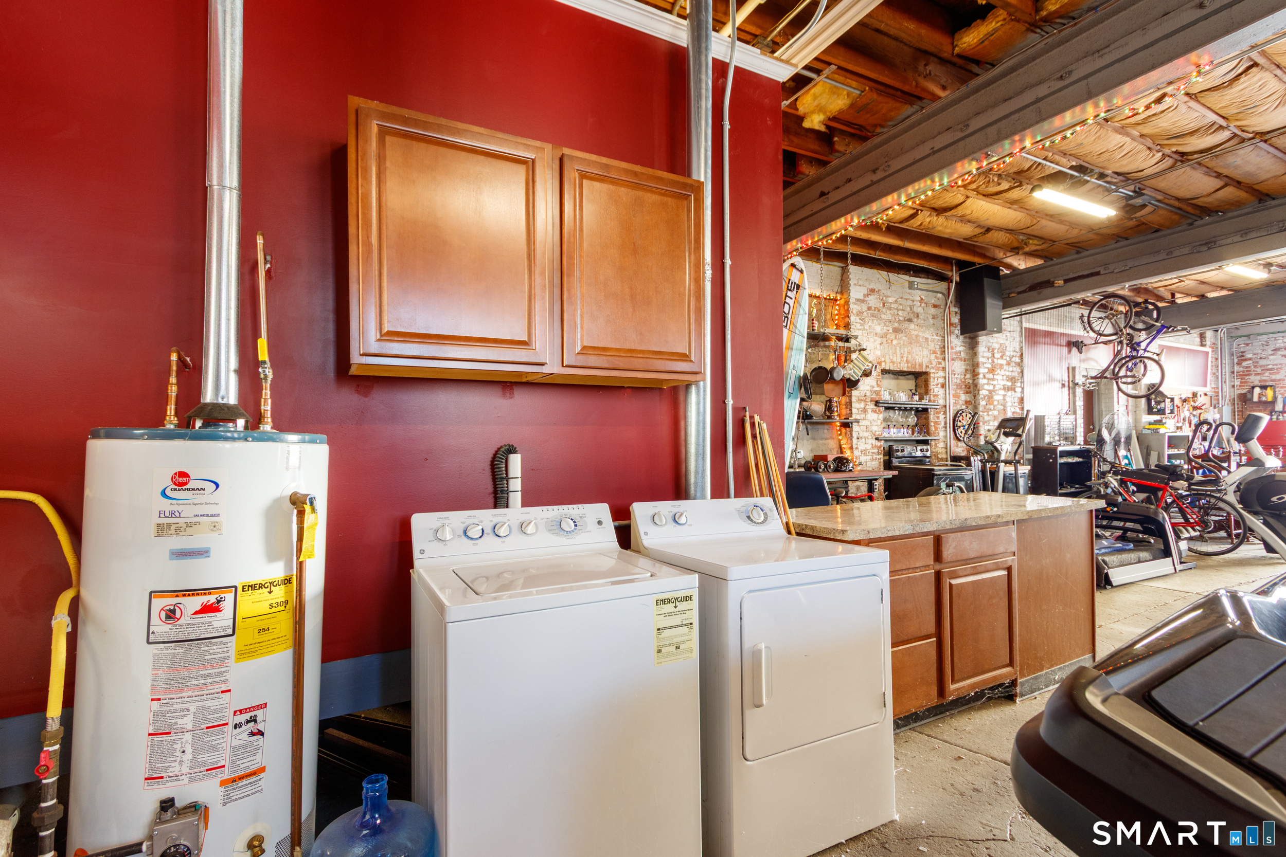 468 Blohm Street West Haven CT 06516