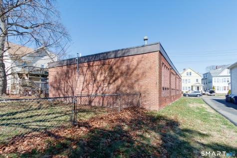 468 Blohm Street West Haven CT 06516
