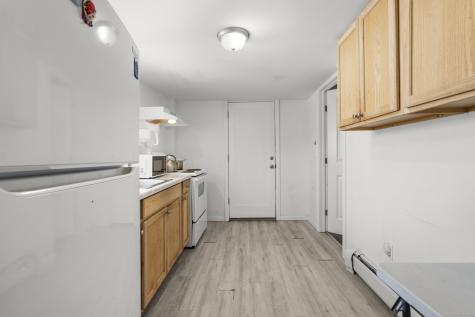 77 Truman Street New London CT 06320