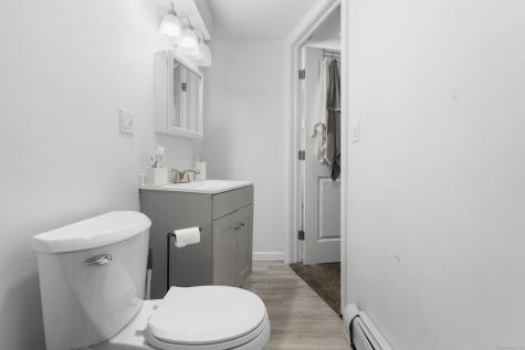 77 Truman Street New London CT 06320