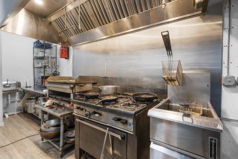 77 Truman Street New London CT 06320