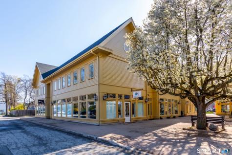 27 North Main Street Kent CT 06757
