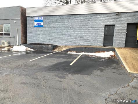 703 Boston Post Road West Haven CT 06516