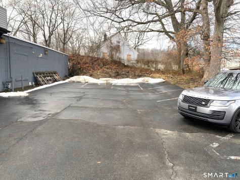 703 Boston Post Road West Haven CT 06516
