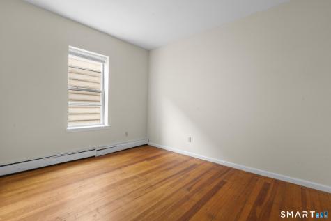 985 Bank Street Waterbury CT 06708