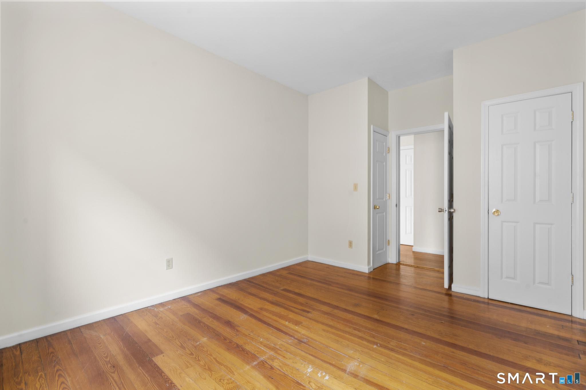 985 Bank Street Waterbury CT 06708