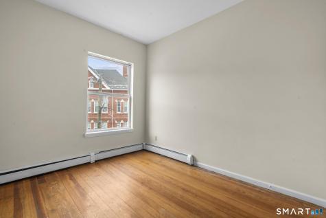 985 Bank Street Waterbury CT 06708