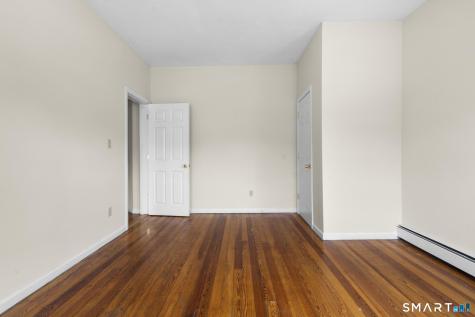 985 Bank Street Waterbury CT 06708