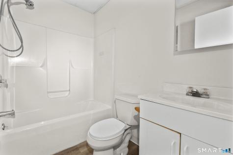985 Bank Street Waterbury CT 06708