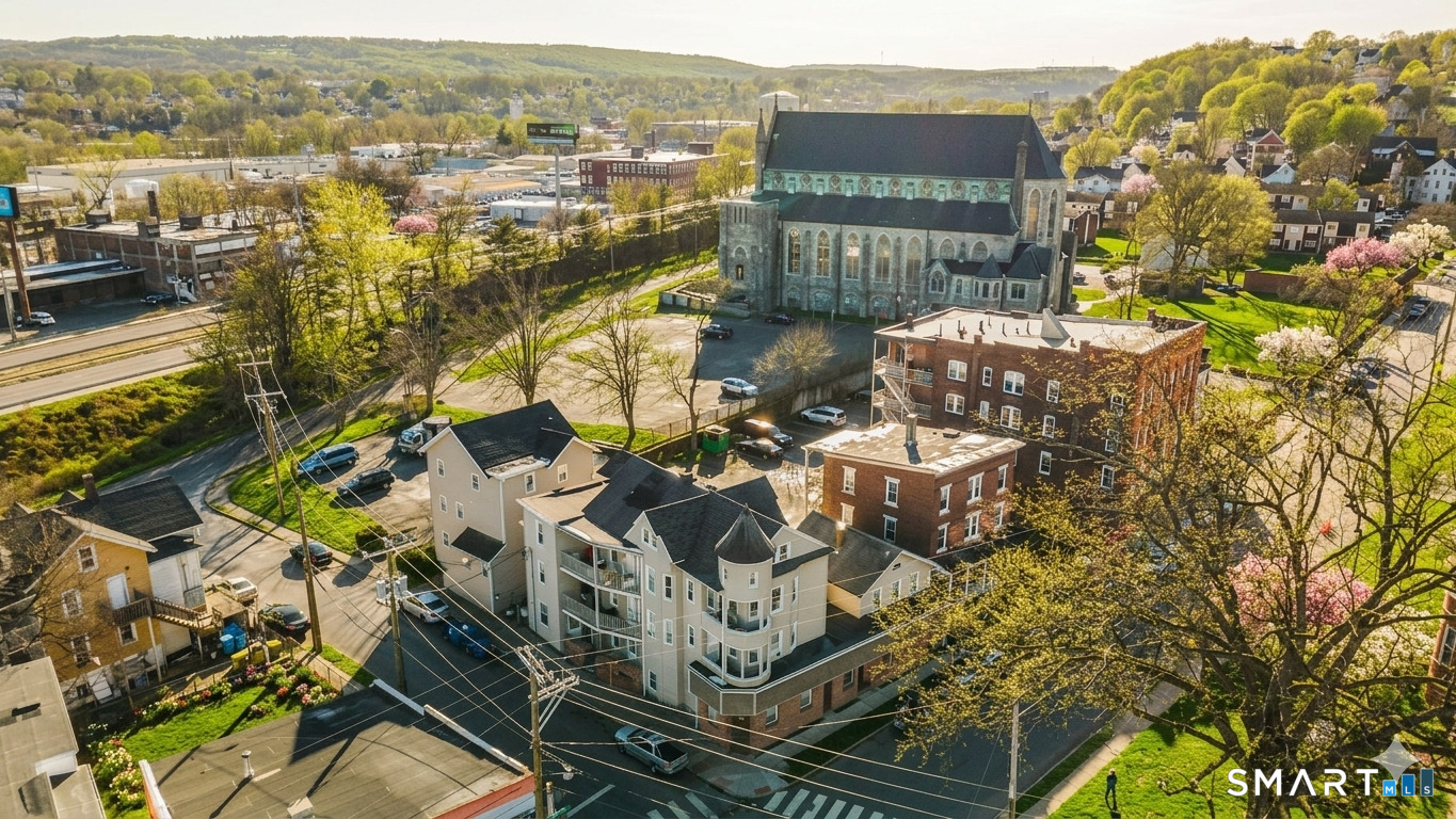 985 Bank Street Waterbury CT 06708