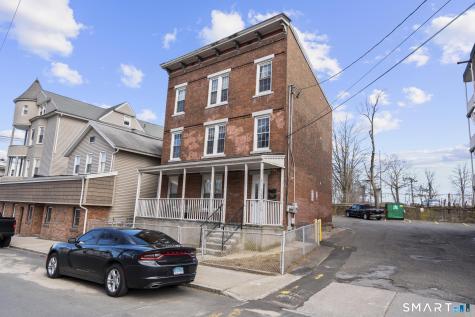 985 Bank Street Waterbury CT 06708