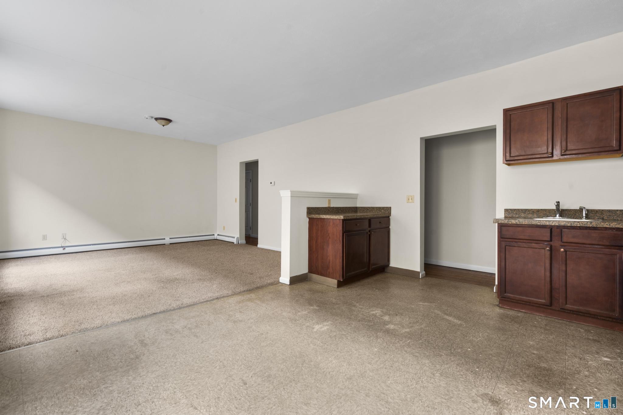 985 Bank Street Waterbury CT 06708