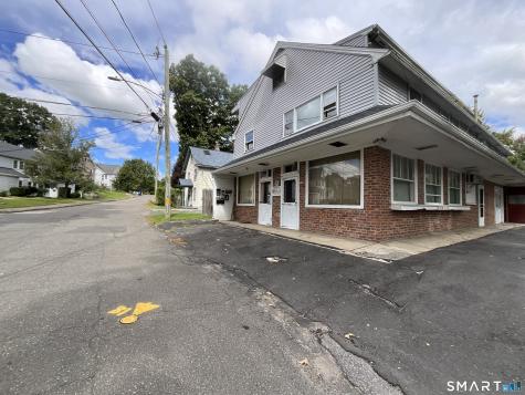 8 Burnham Street Plymouth CT 06779