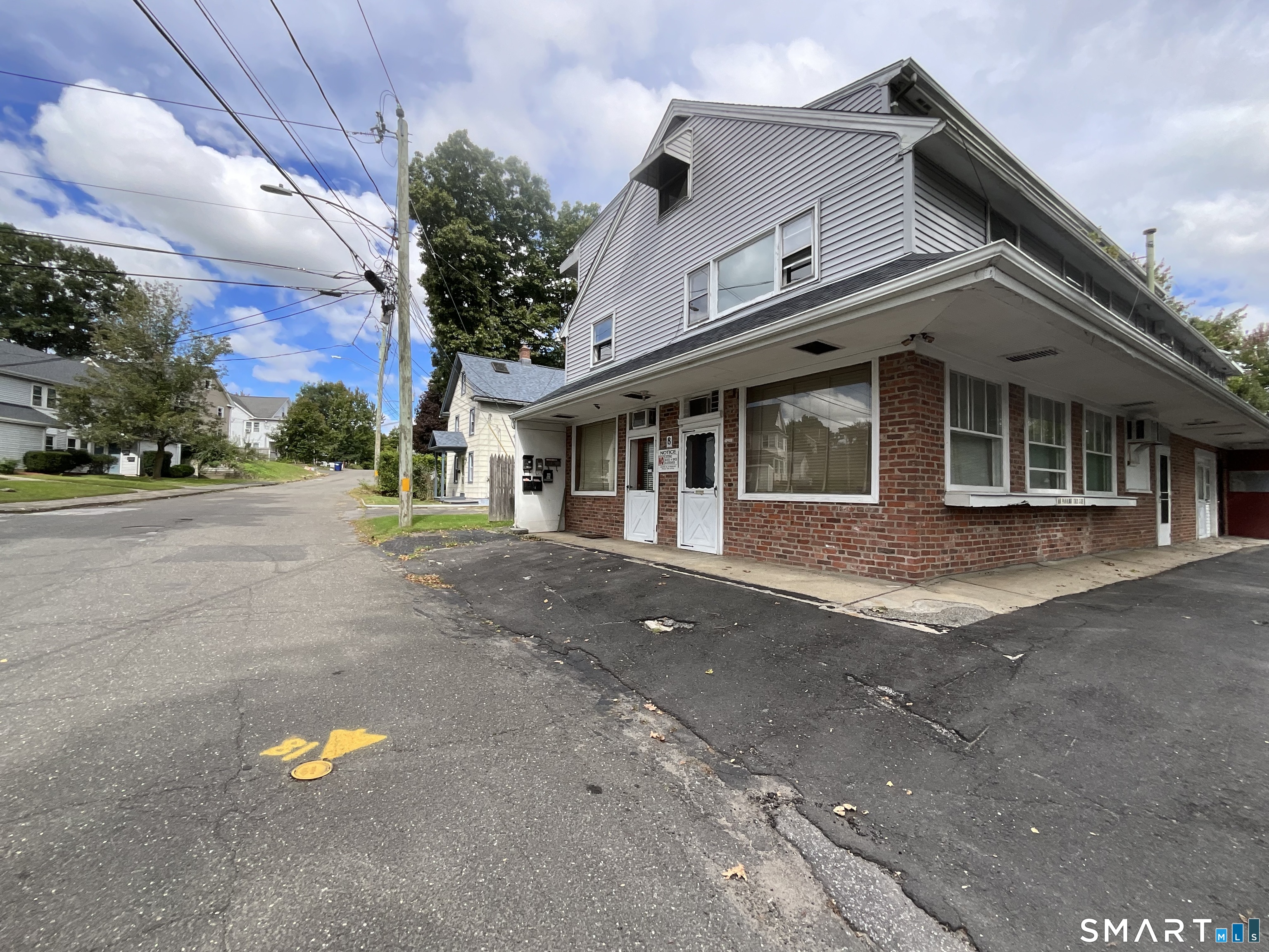 8 Burnham Street Plymouth CT 06779