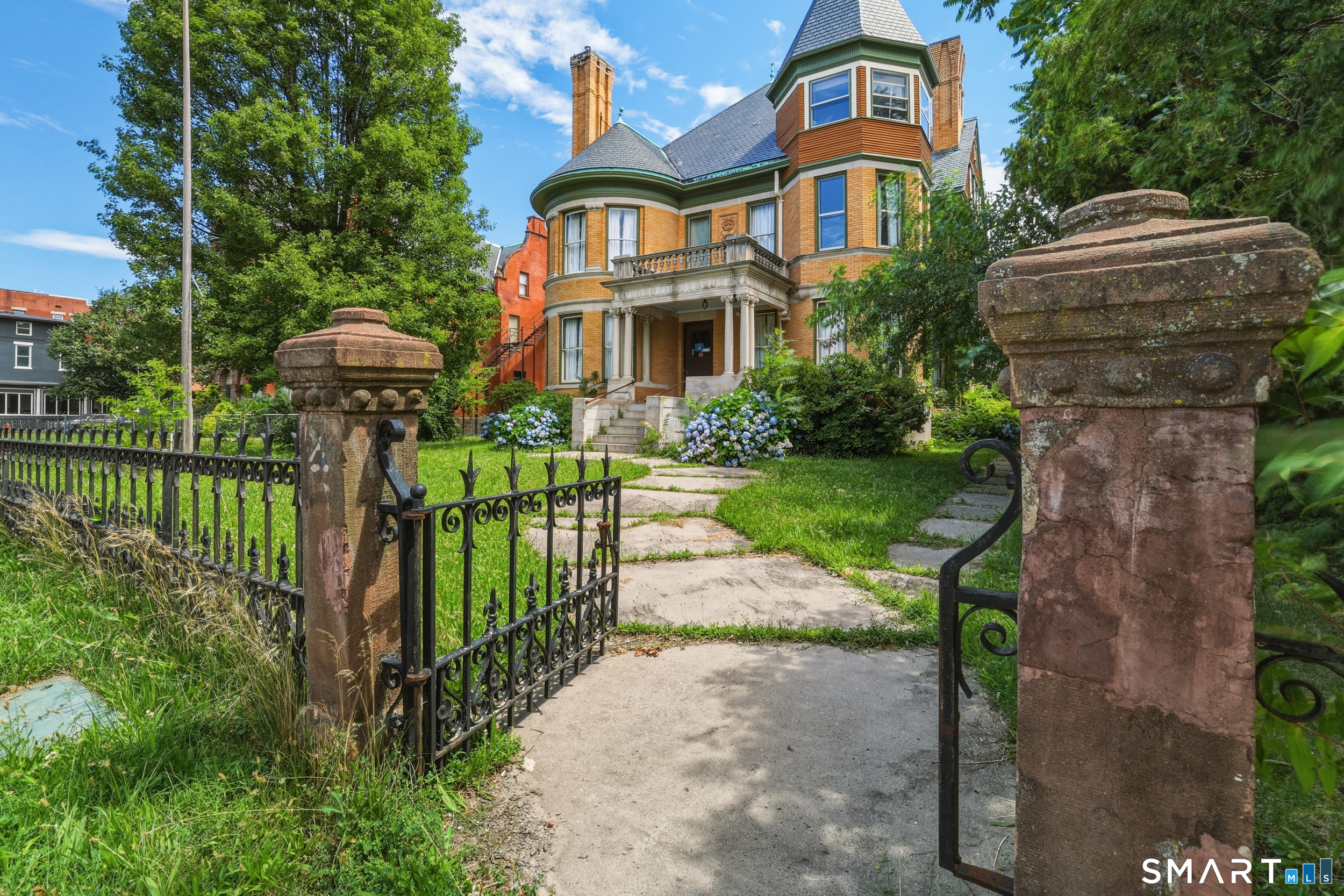 14 Wethersfield Avenue Hartford CT 06114