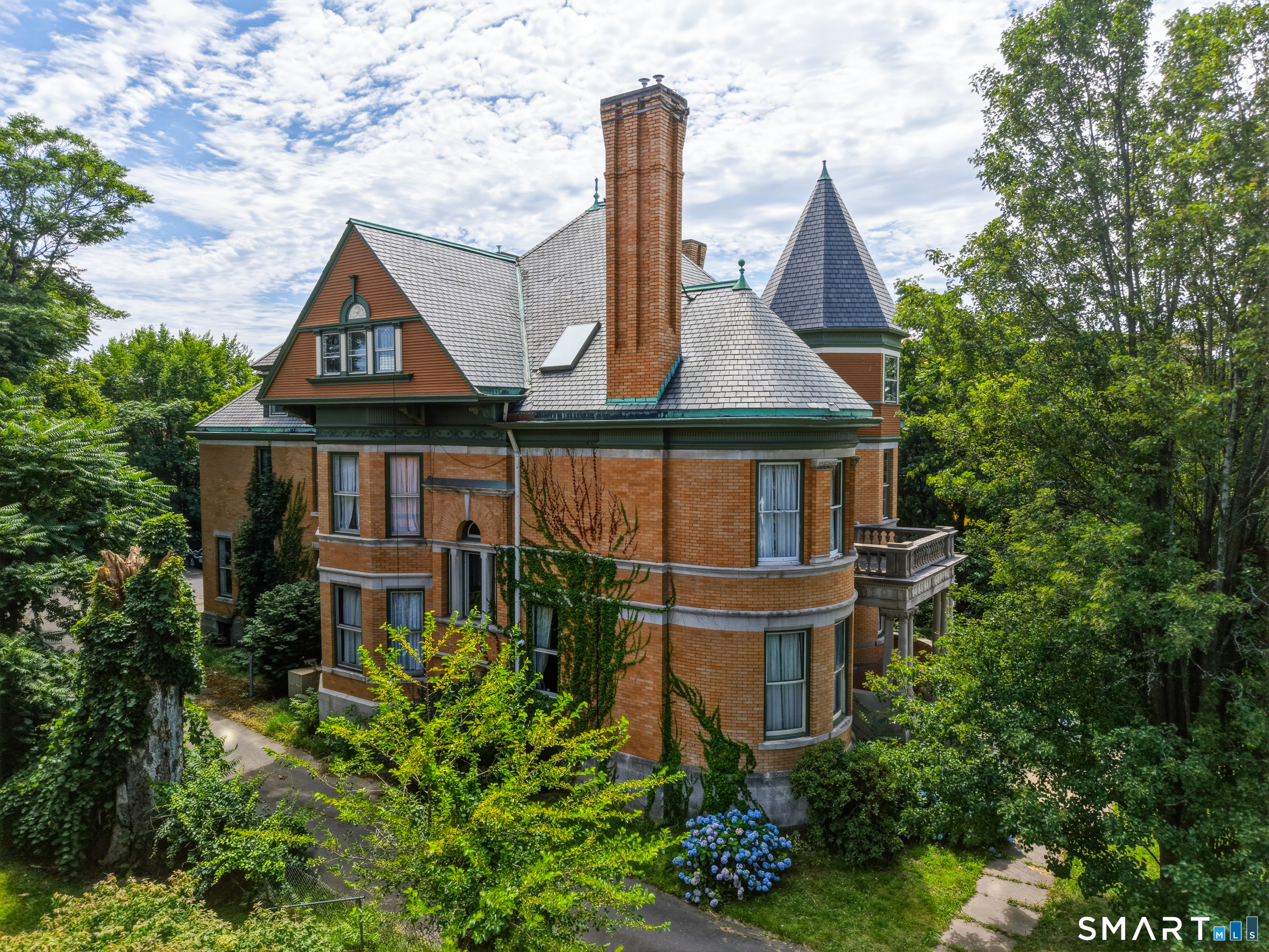 14 Wethersfield Avenue Hartford CT 06114