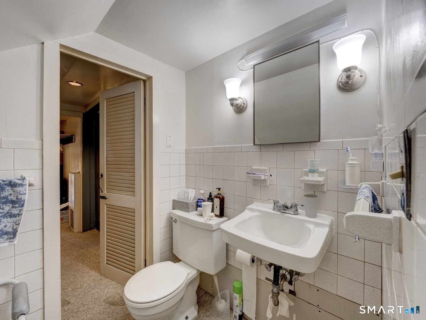 596 Main Street Somers CT 06071