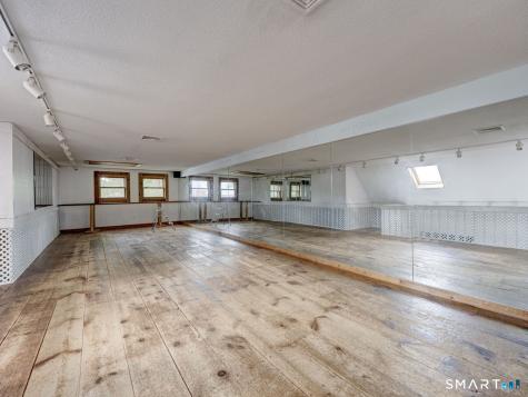 596 Main Street Somers CT 06071