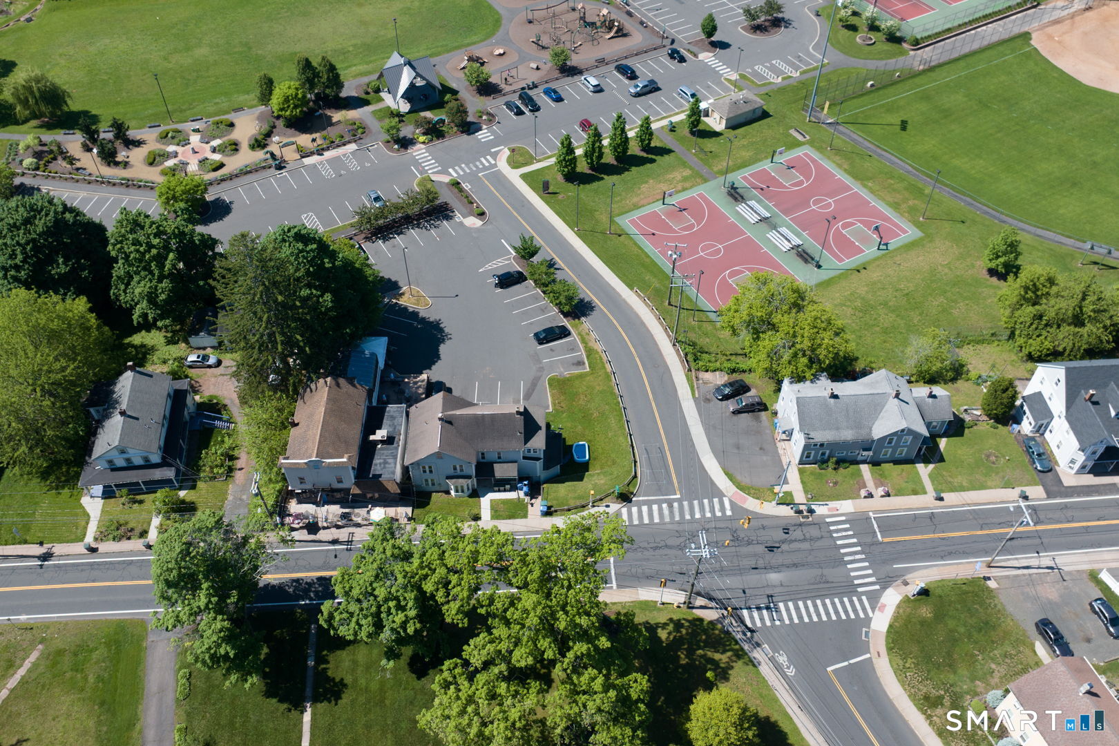 114 Charter Oak Street Manchester CT 06040