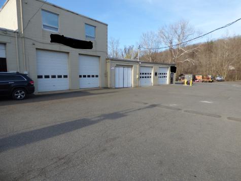 386 Danbury Road Wilton CT 06897