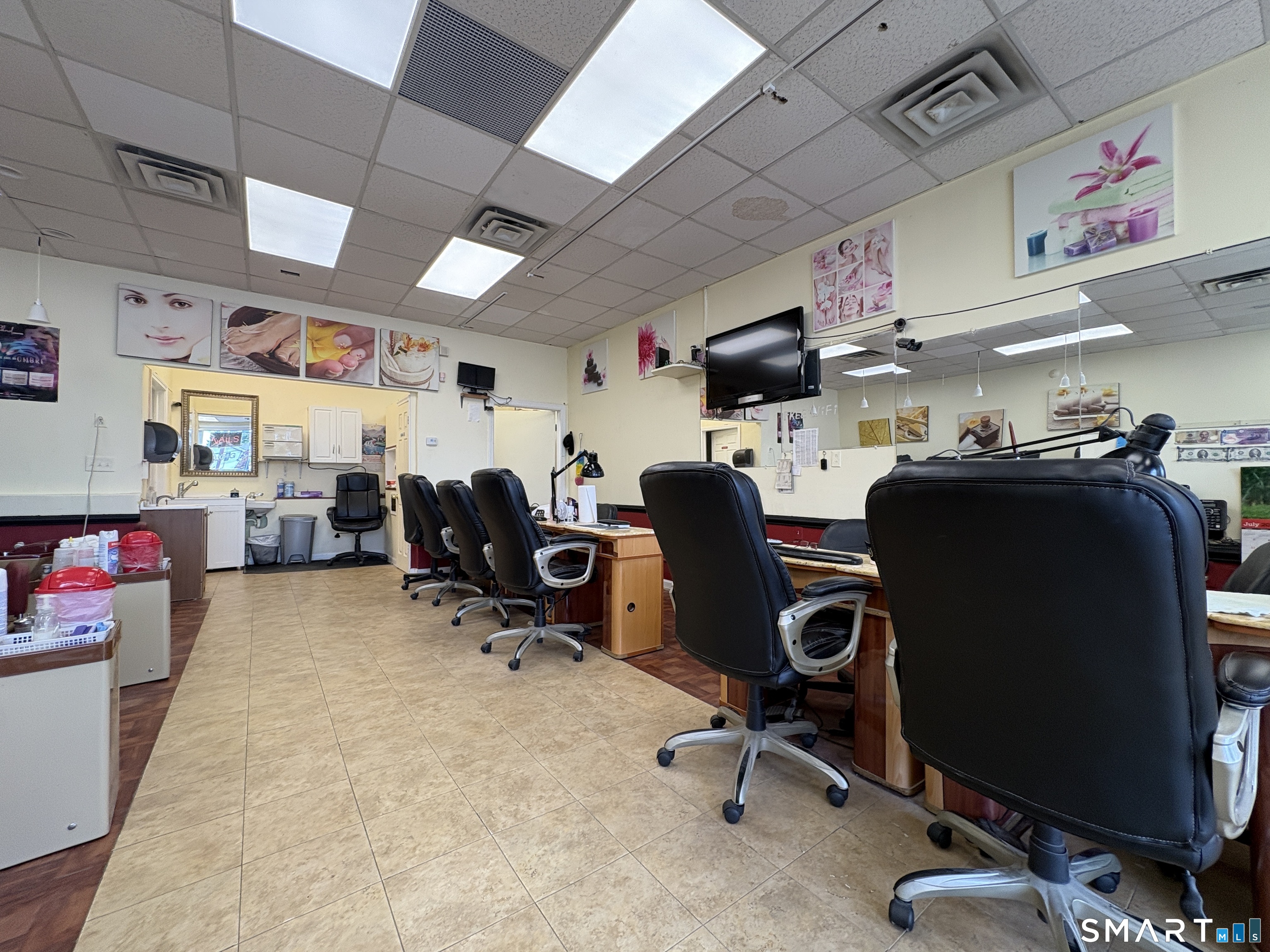 Hamden CT 06514