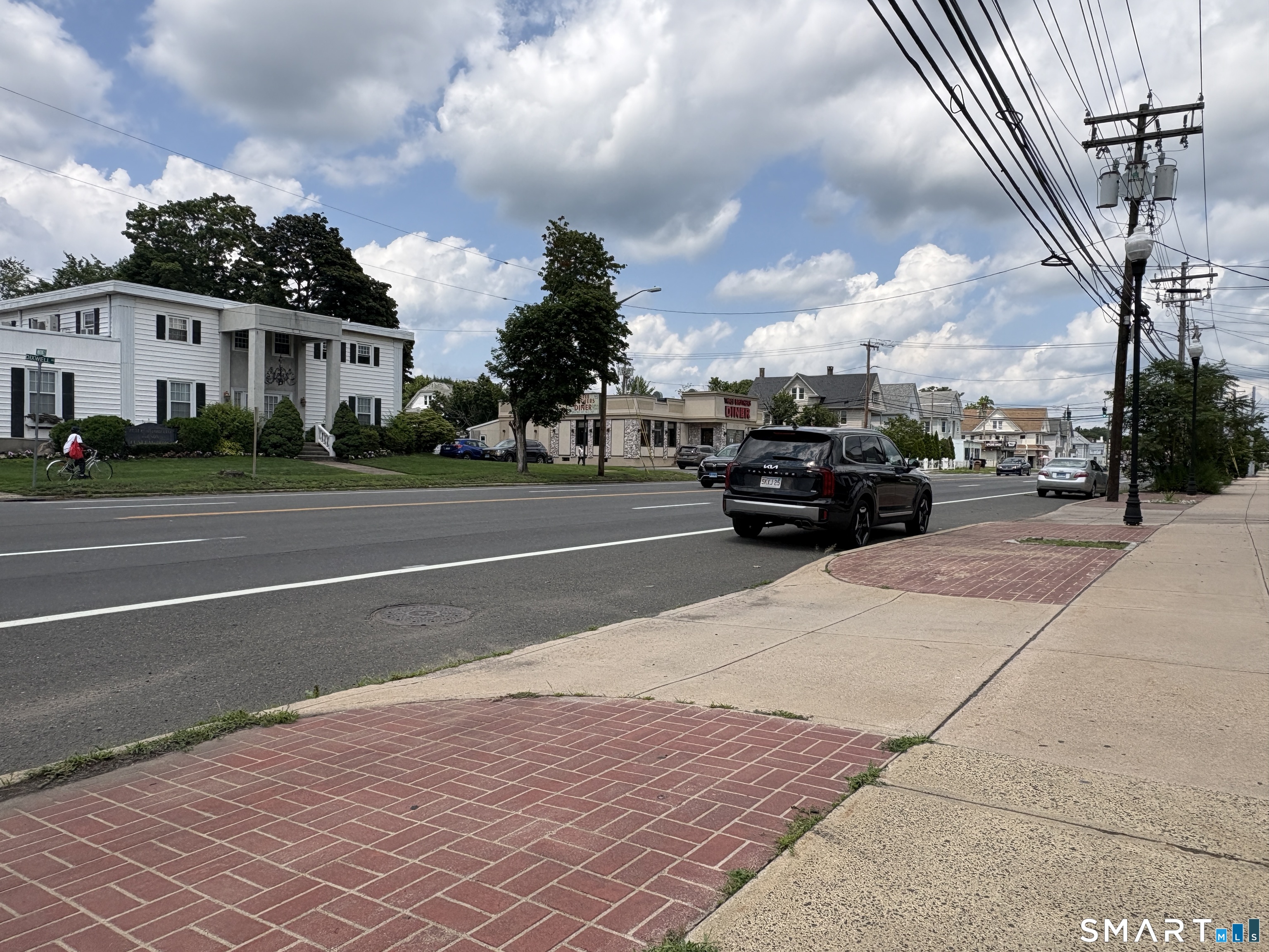 Hamden CT 06514