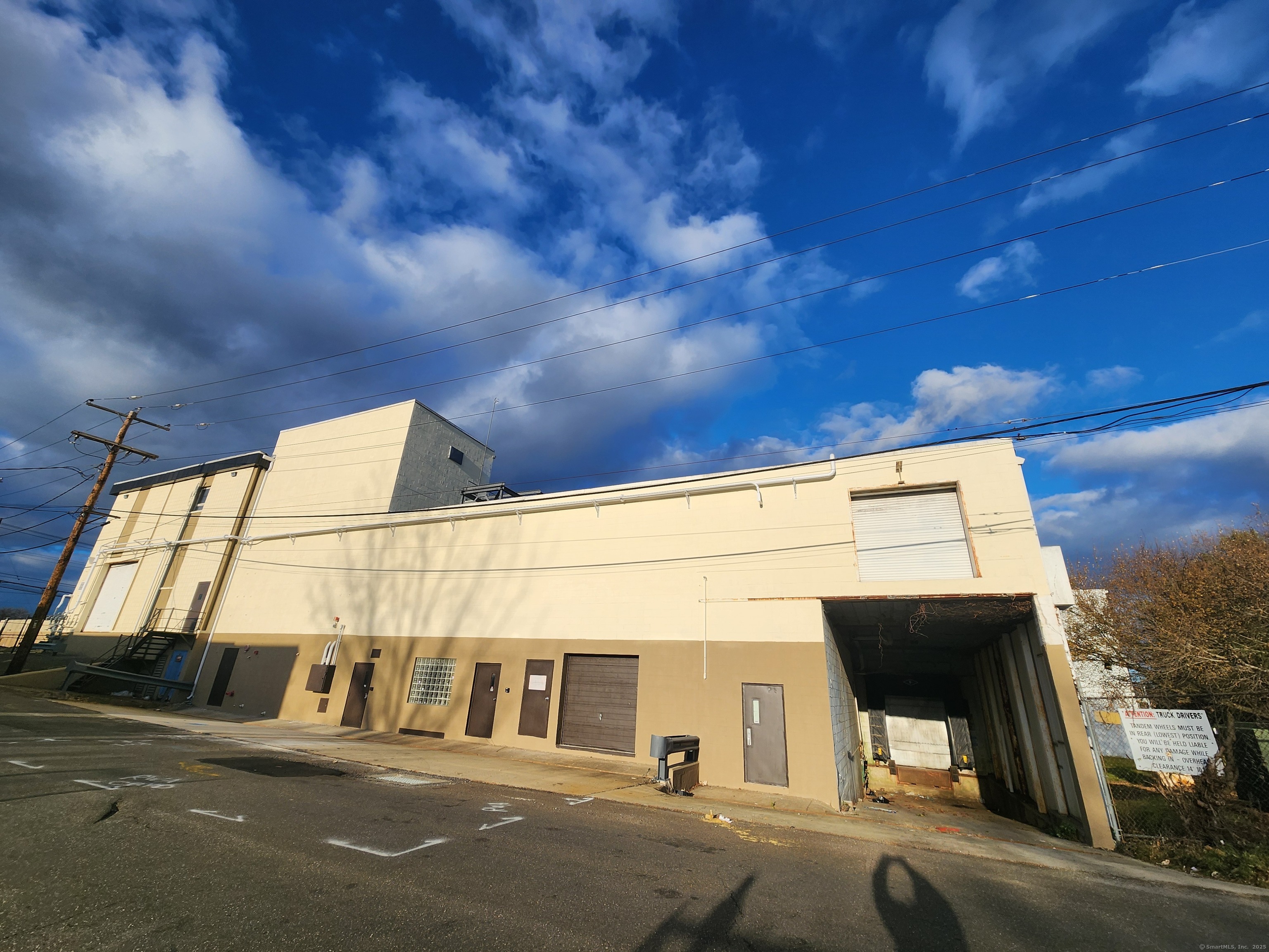 978 Orange Avenue West Haven CT 06516