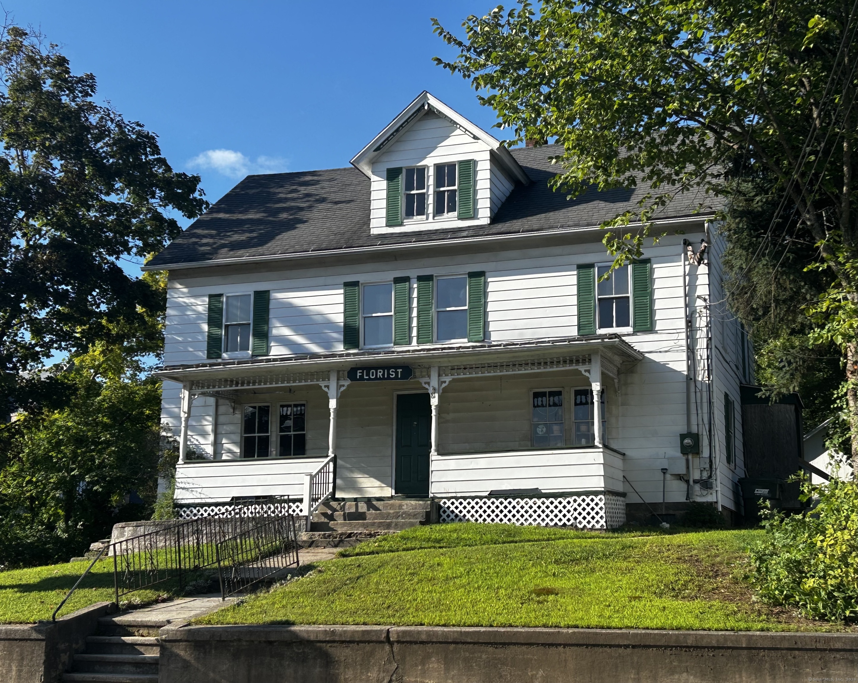 81 East Main Street Thomaston CT 06787