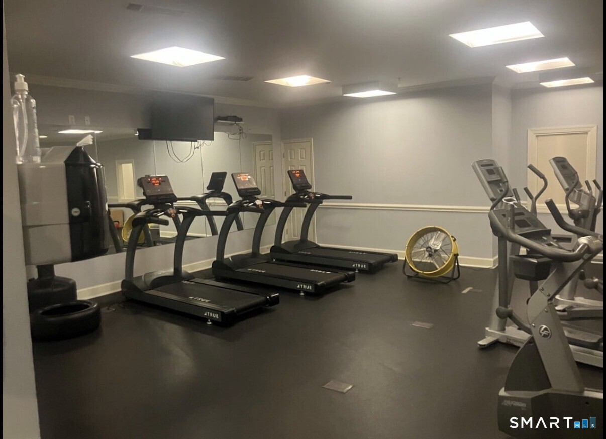 35 West Broad Street Stamford CT 06902