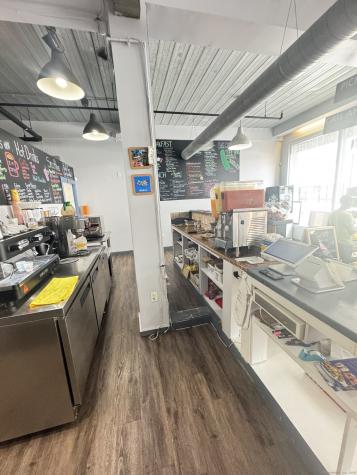 Madeira Cafe Fairfield Avenue Bridgeport CT 06604