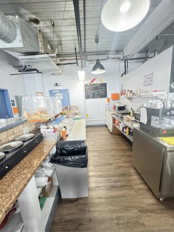 Madeira Cafe Fairfield Avenue Bridgeport CT 06604